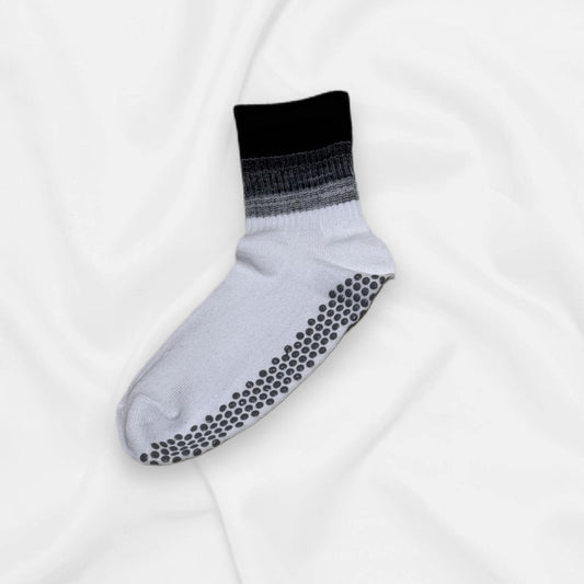 DipDuo Grip Socks